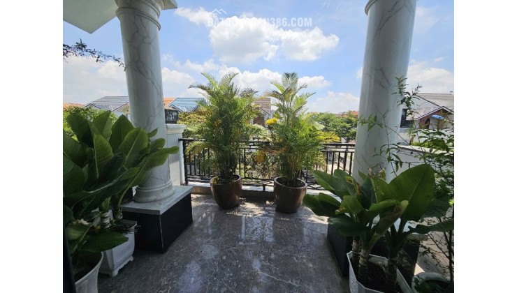 BÁN BIỆT THỰ NGAY GLOBAL CITY - TRUNG TÂM Q.9 - GIÁ 19.5 tỷ